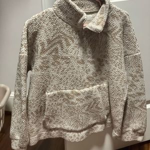 American Eagle Fleece Pullover